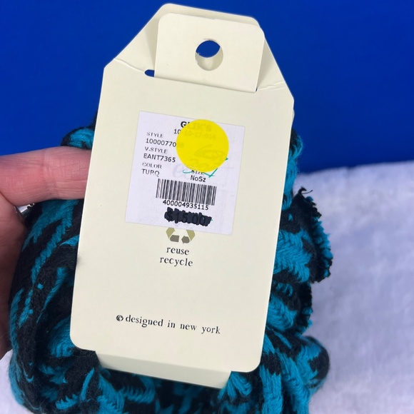 NWT•TOUCH SCREEN Gloves + INFINITY Scarf • Teal & Black Houndstooth • 2 Bundle - Picture 9 of 9